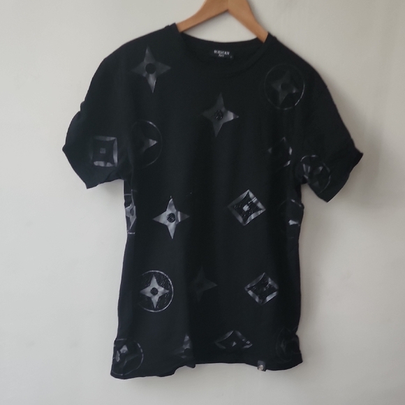 Stylish Black Graphic Short Sleeve Tee - Picture 3 of 7